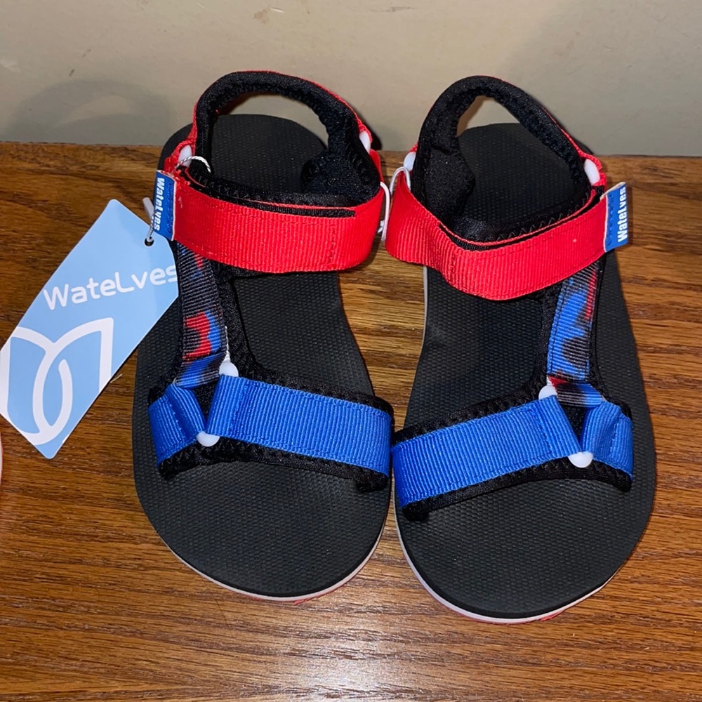 Kids Velcro sandals
